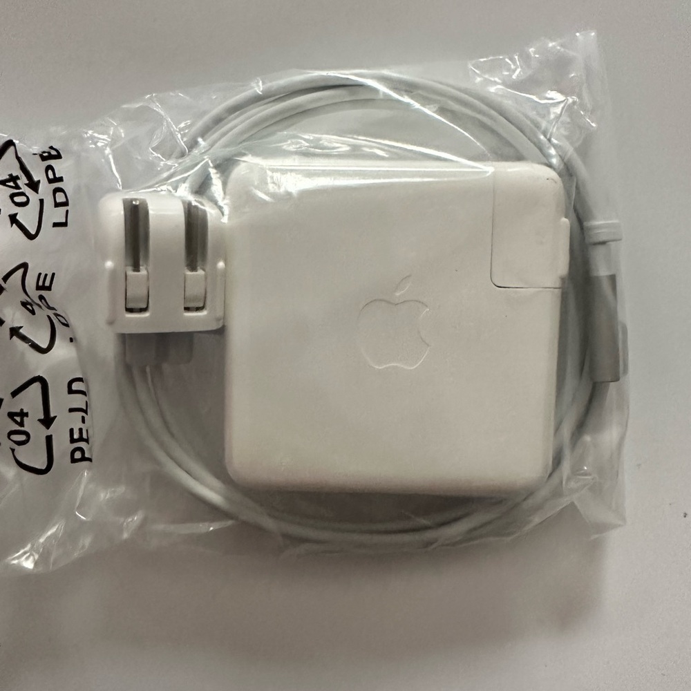 Brand New Apple 85W MagSafe Power Adapter
